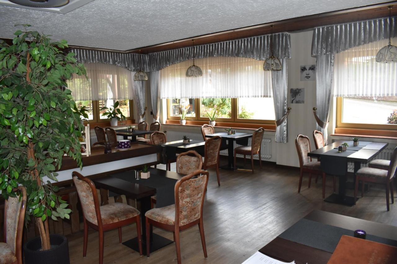 Hotel-Restaurant Theis-Muehle Biersdorf am See ภายนอก รูปภาพ