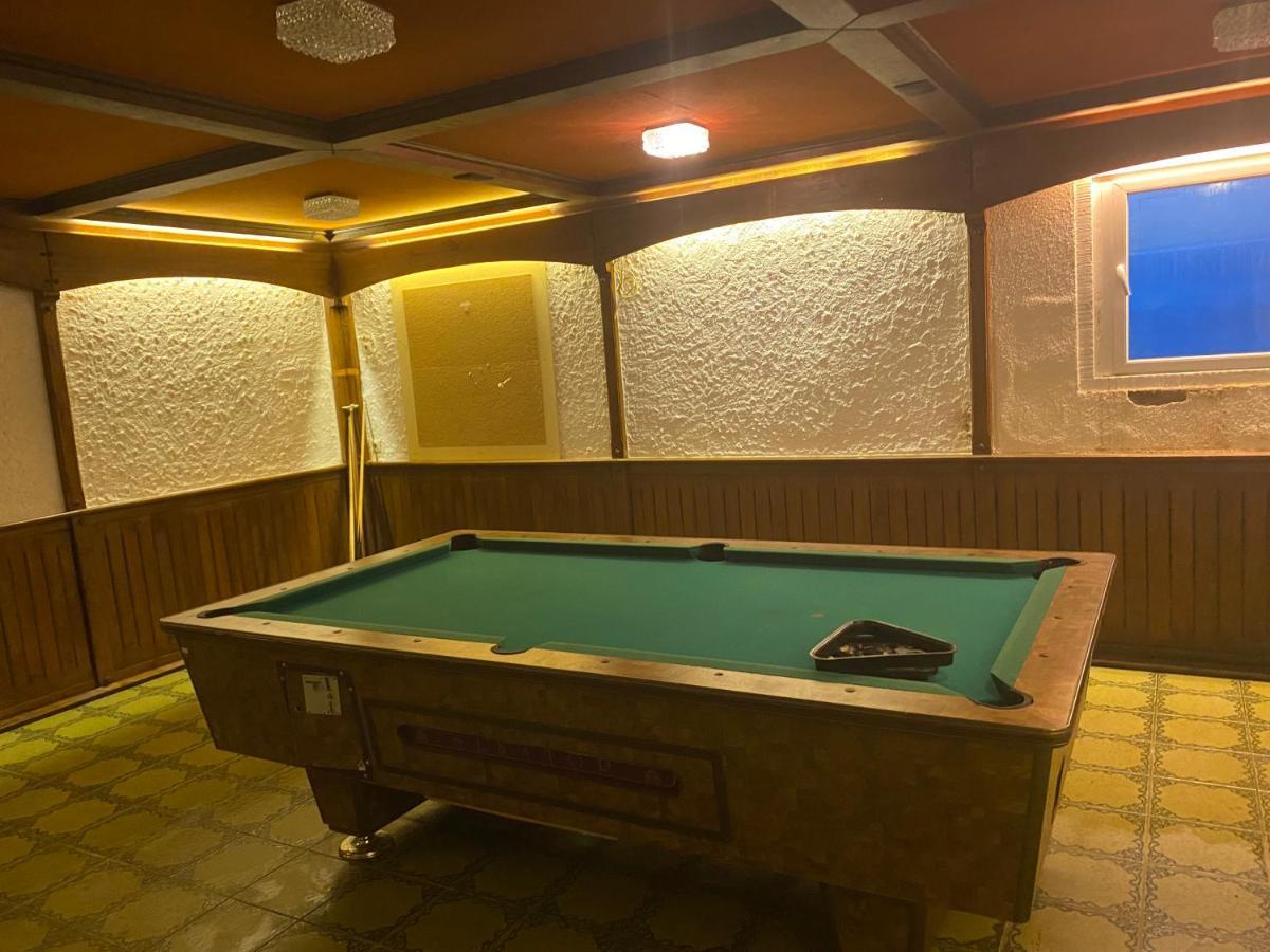 Hotel-Restaurant Theis-Muehle Biersdorf am See ภายนอก รูปภาพ